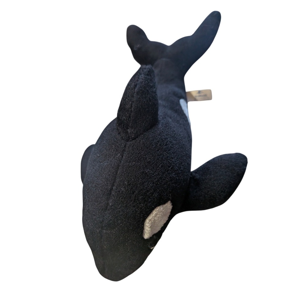 SeaWorld Shamu Orca Killer Whale Plush Stuffed Animal Souvenir Black White Kids